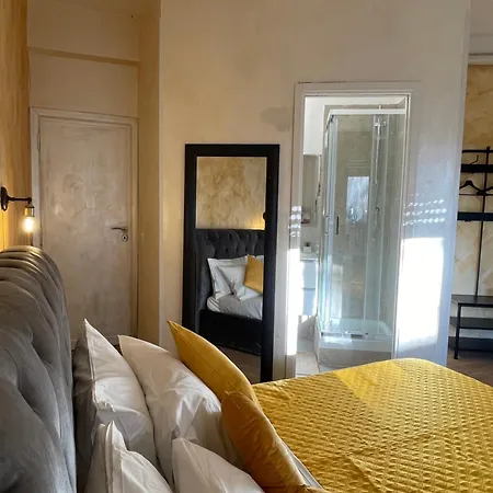Romoli Guest house *