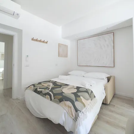 White Ottaviano * Rzym