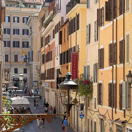 Frattina Atmosphere By In Rome