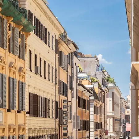 Apartment Frattina Atmosphere By In Rome