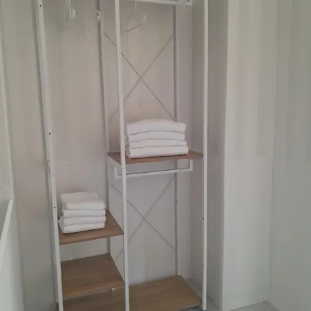 Altadomus Guest house