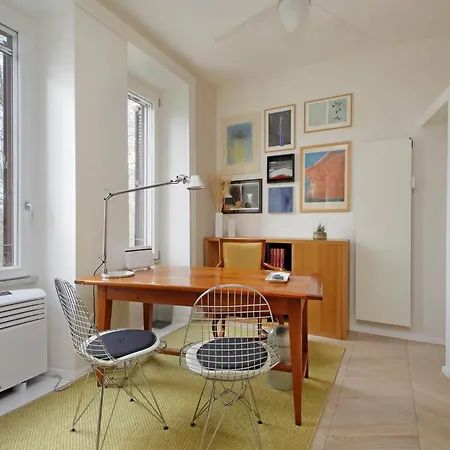 Ych-casa Sul Porto Antico Appartamento Roma