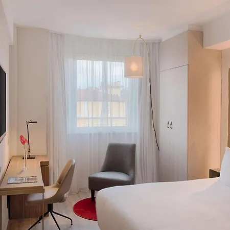 Nh Collection Centro 4*