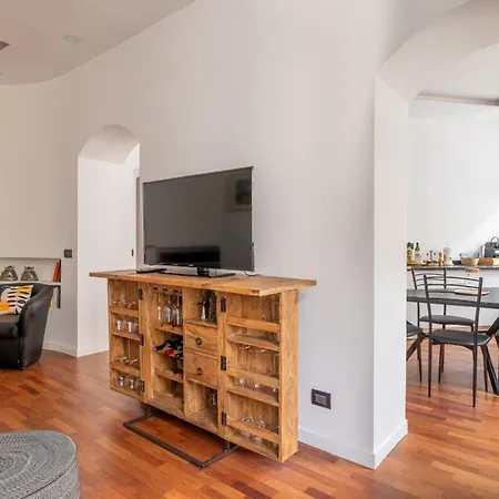 Cavour 211 - B&d Apartment *