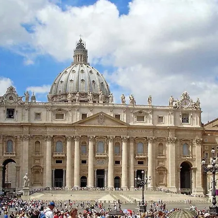 Appartamento Casa Al Vaticano Di Fronte La Fermata Metro Cipro Roma