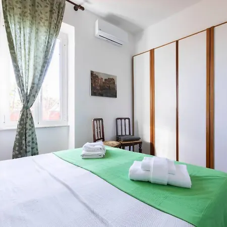 San Pietro Apartment *