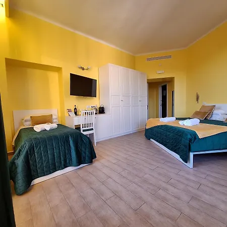 Residenze Serventi Longhi Рим