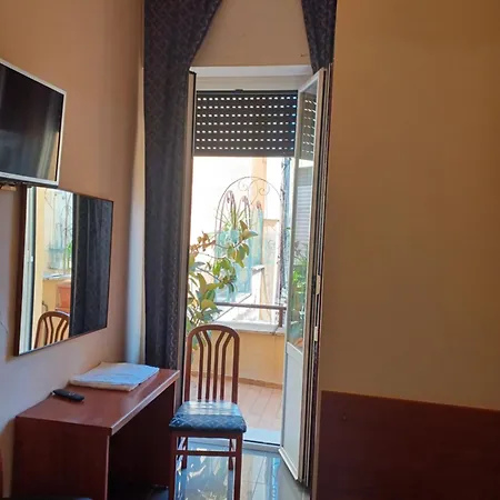 Pitagora Guest house Rome