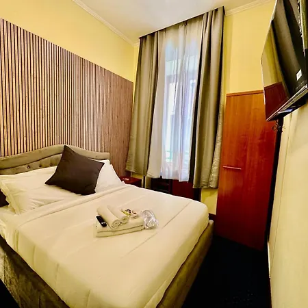 Place Hotel 2*