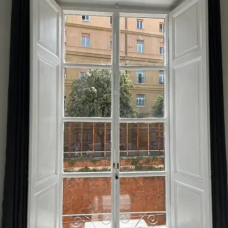 Luxury Anelli Center Of Apartment