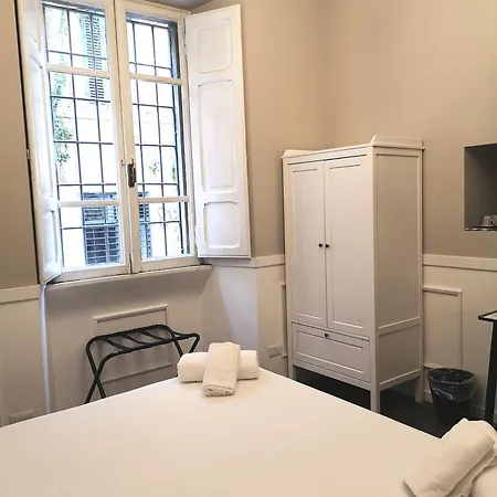 Trastevere Glasshouse Guest house 3*