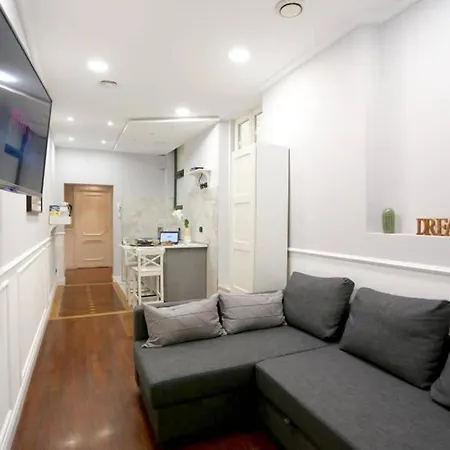 Apartment Atrhome Frattina Luxury *
