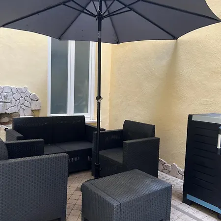 Atrhome Frattina Luxury Apartment Rome