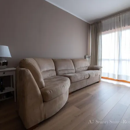 A7 Smart - Est Apartman Róma