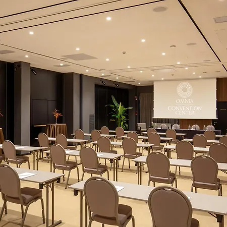 Shangri-la By Omnia Hotel 4*