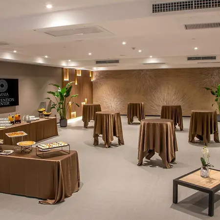 Hotel Shangri-la By Omnia 4*