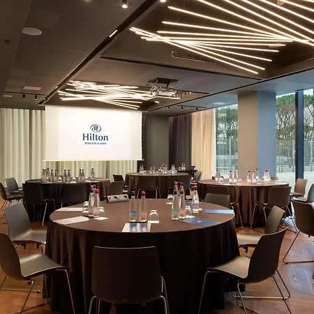 Hilton Eur La 酒店