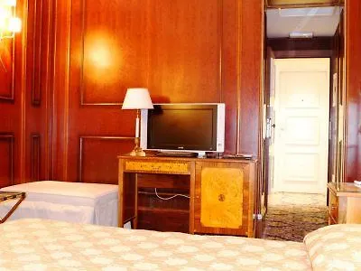 Boutique Trevi Hotell Rom
