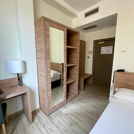 Casa Per Ferie Santa Maria Alle Fornaci Hotel Rome