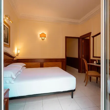 Hiberia Hotel 3*