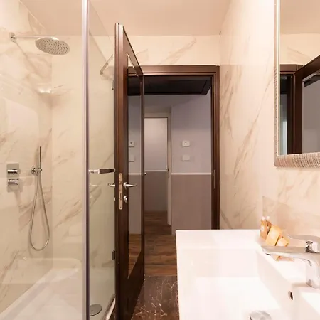 Virgilio Hotel 3*