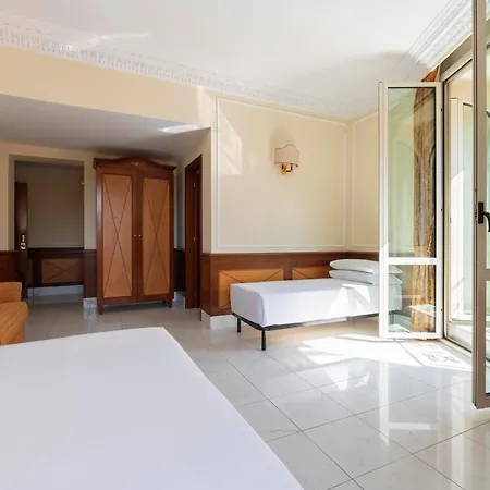 Hiberia Hotel