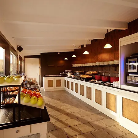Trianon Borgo Pio מלון 4*