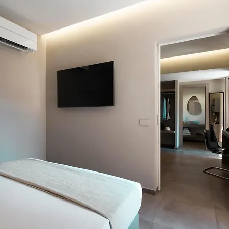 Konukevi The Point -