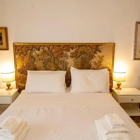 Dimora Al Colosseo, 2 Bedrooms Rome