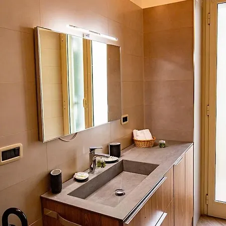 Dimora Al Colosseo, 2 Bedrooms *