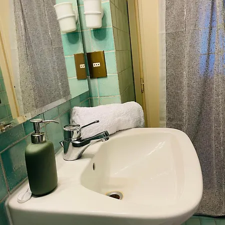 Holiday Colosseum Apartment
