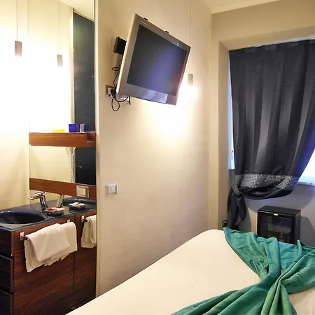 California Hotel 3*