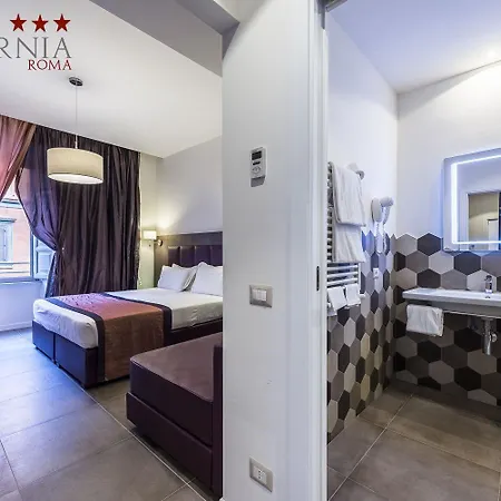 Hotel California 3*