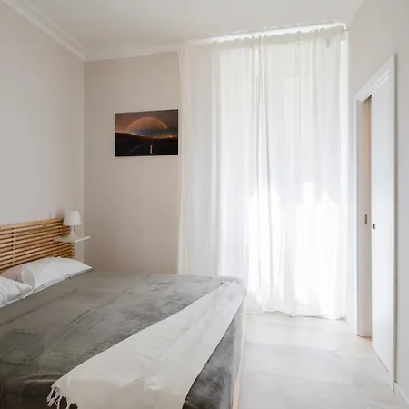 Lucrezio In Appartement *