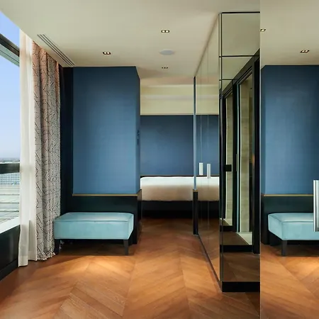 Hilton Eur La 4*
