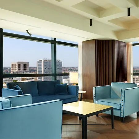 Hilton Eur La 4*