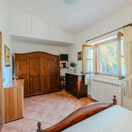 Il Borgo Nel Bosco