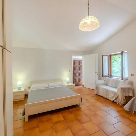 Il Borgo Nel Bosco