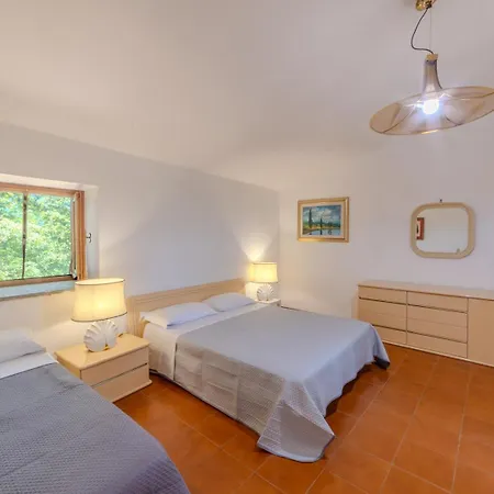 Il Borgo Nel Bosco