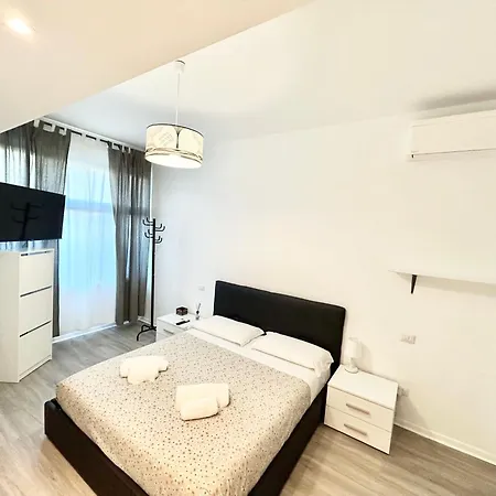 Un Letto Ideale Eur Affittacamere *
