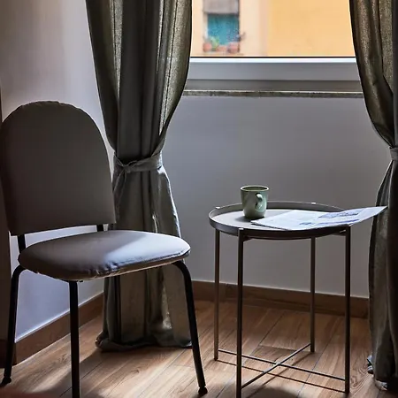 Napodano - *