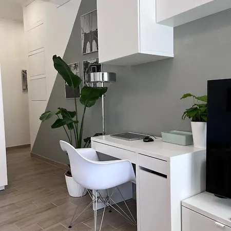 Simona's Place! In Piazza Bologna Διαμέρισμα