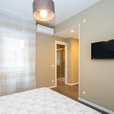 Olimpia Luxury Monteverde Apartment Rome