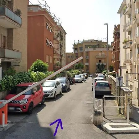 Joy House - Vaticano