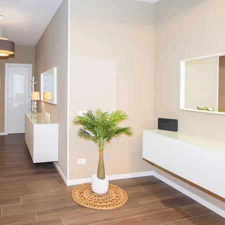 Olimpia Luxury Monteverde Apartment Rome