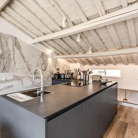 Apartamento Piazza Dei Renzi Trastevere Building 4 Bedroom With Terrace *