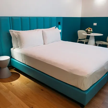 מלון Boutique Palace 3*