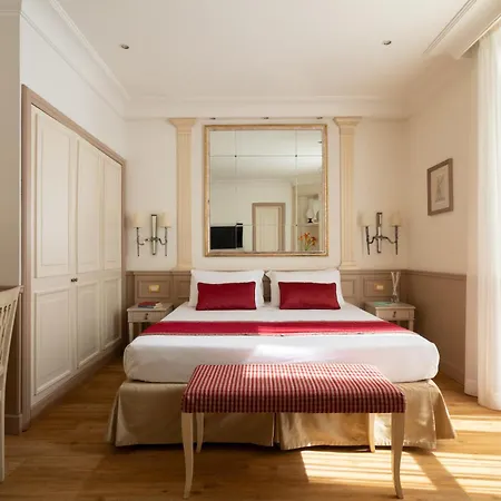 Glori Hotel 4*