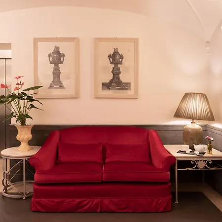 Glori Hotel