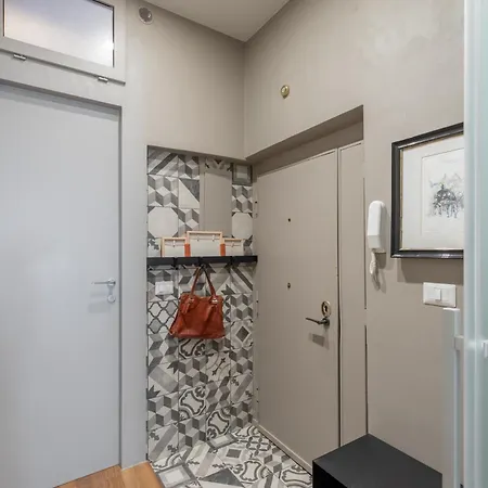 Iflat Modern & Relaxing In Trastevere Appartement